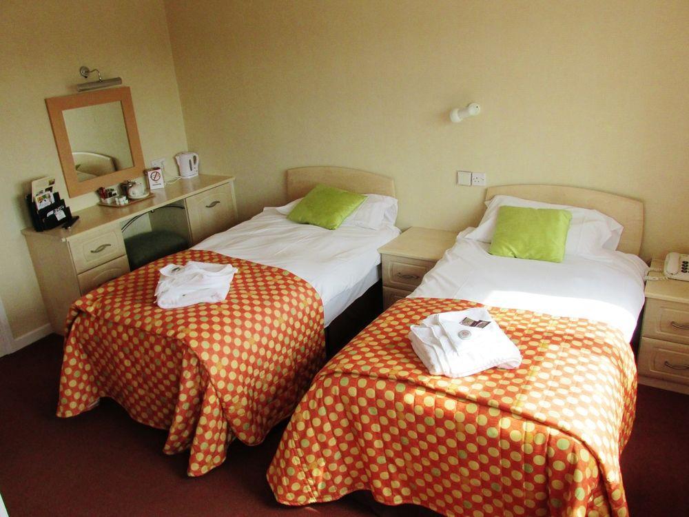 Fourcroft Hotel Тенби Экстерьер фото