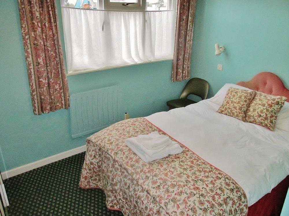 Fourcroft Hotel Тенби Экстерьер фото